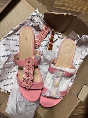 Comfortview Interchangeable Floral and Gemstone Strap Block Heel Sandals